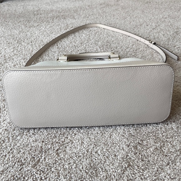 EUC Kate Spade New York Wellesley Small Rachelle Leather Handbag - Picture 6 of 13